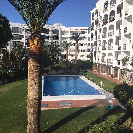 Edificio Verdemar - Stunning 1 Bed Apartment With Pool & Sea Views Нерха Экстерьер фото