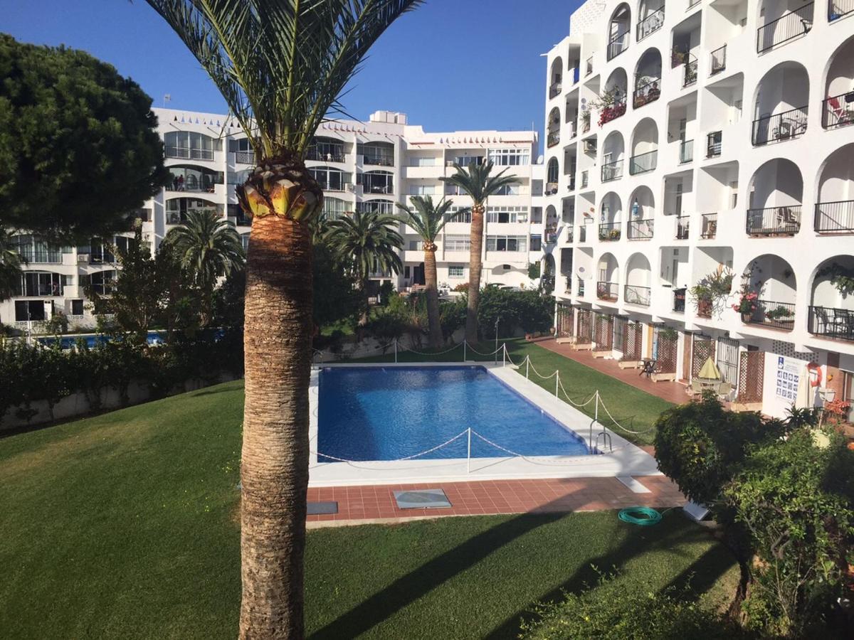 Edificio Verdemar - Stunning 1 Bed Apartment With Pool & Sea Views Нерха Экстерьер фото